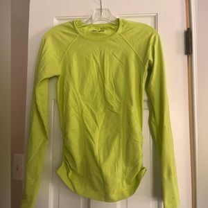 Athleta women’s training shirt